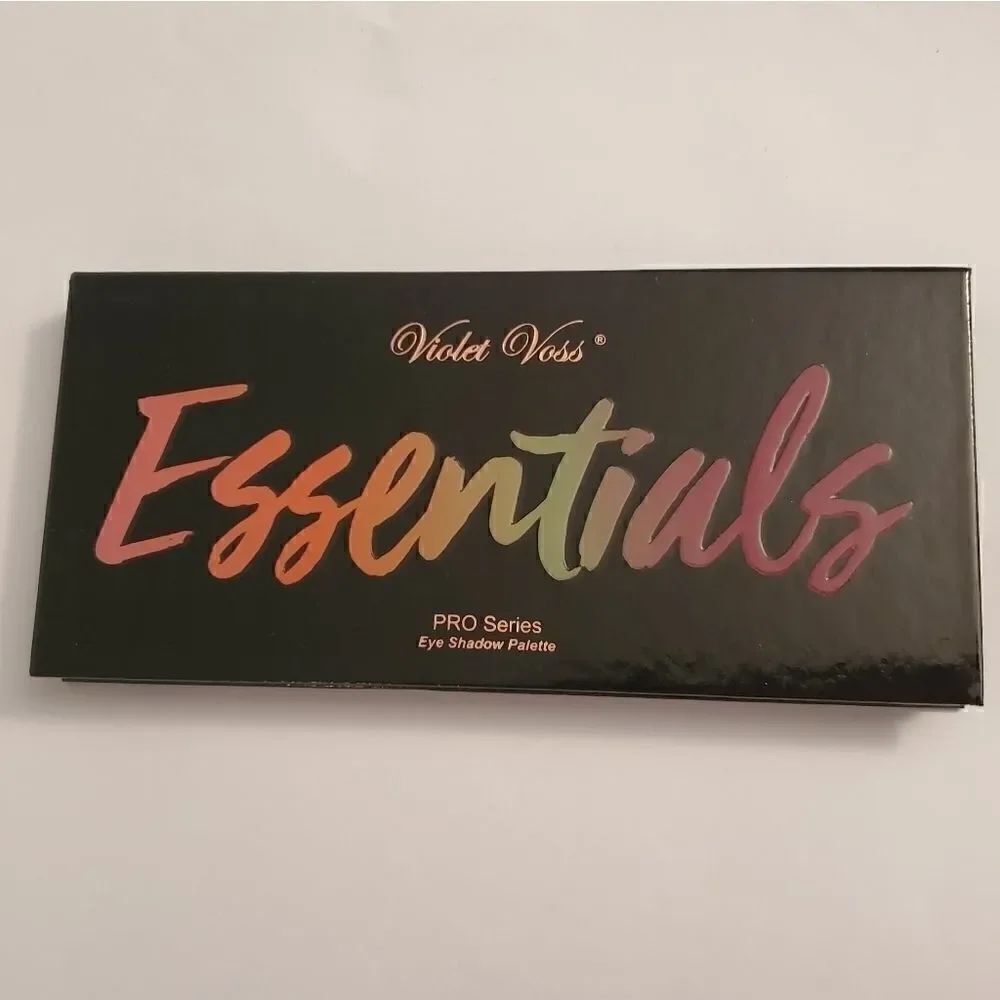 Violet Voss Essentials Palette - Picture 1 of 5